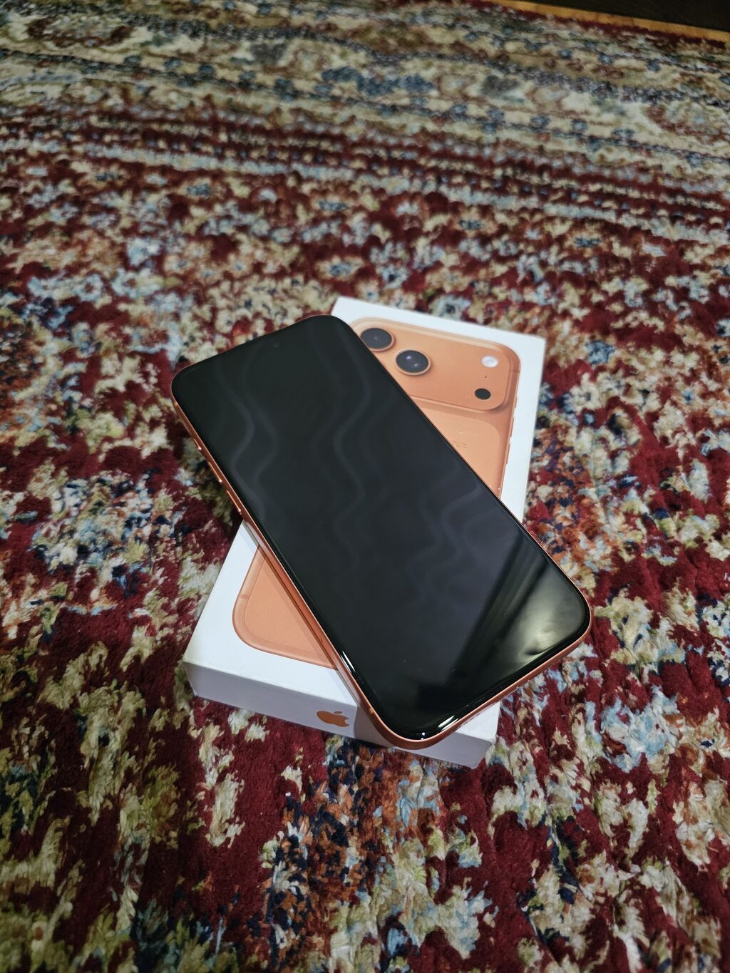 IPhone 17 Pro Max, Б/у, 256 ГБ, Оранжевый, Защитное стекло, Чехол, Коробка, 90 % — фото 2