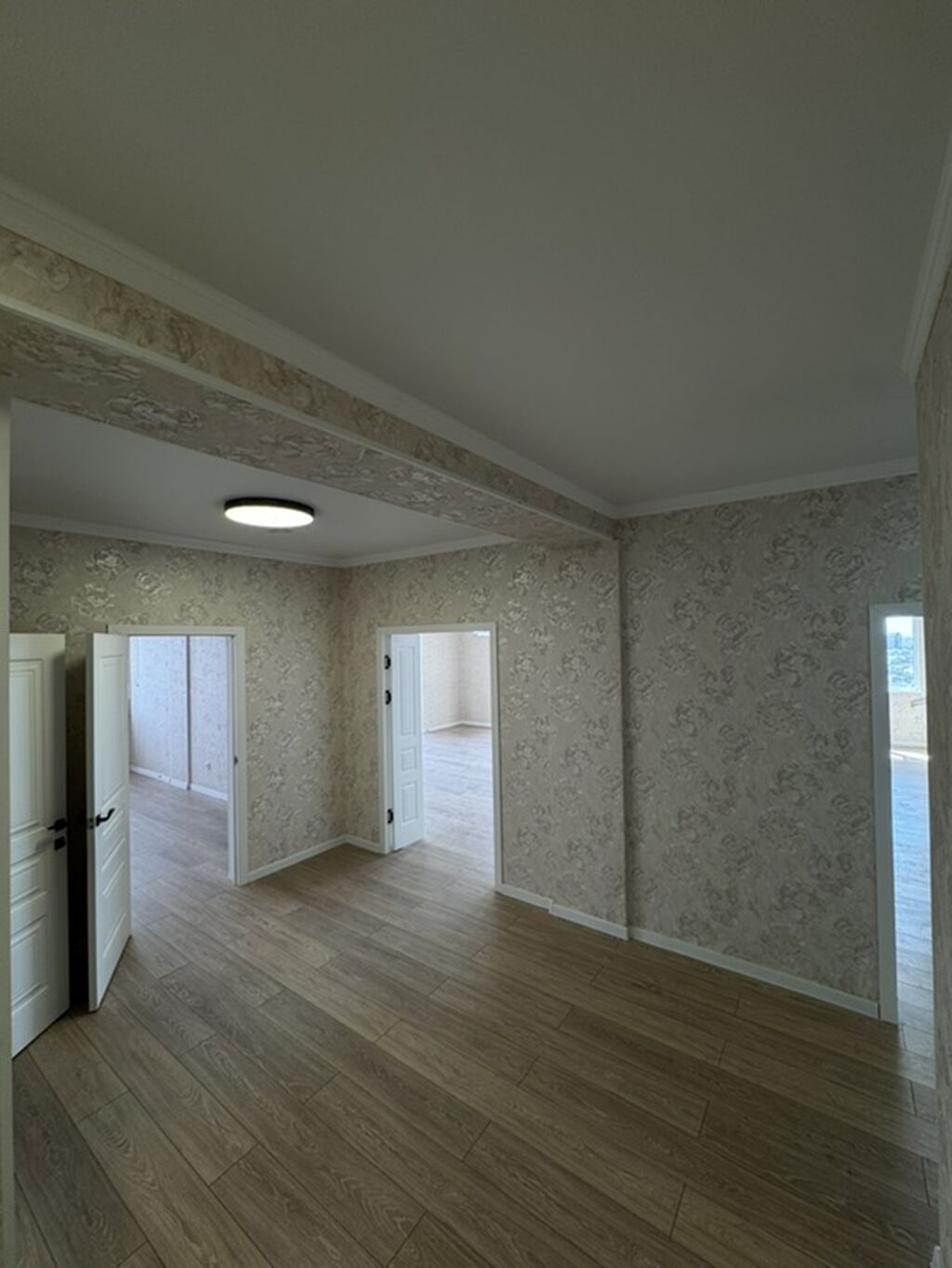 3 комнаты, 158 м², Ала-Арча ТРЦ Элитка, 10 этаж, Косметический ремонт: фото 3