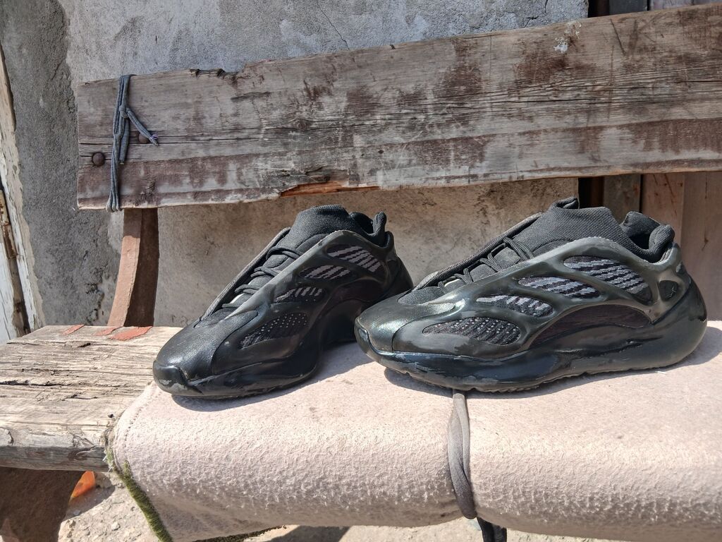 Мужские кроссовки, 40, Adidas, Б/у, цвет - Черный, Платная доставка: фото 2