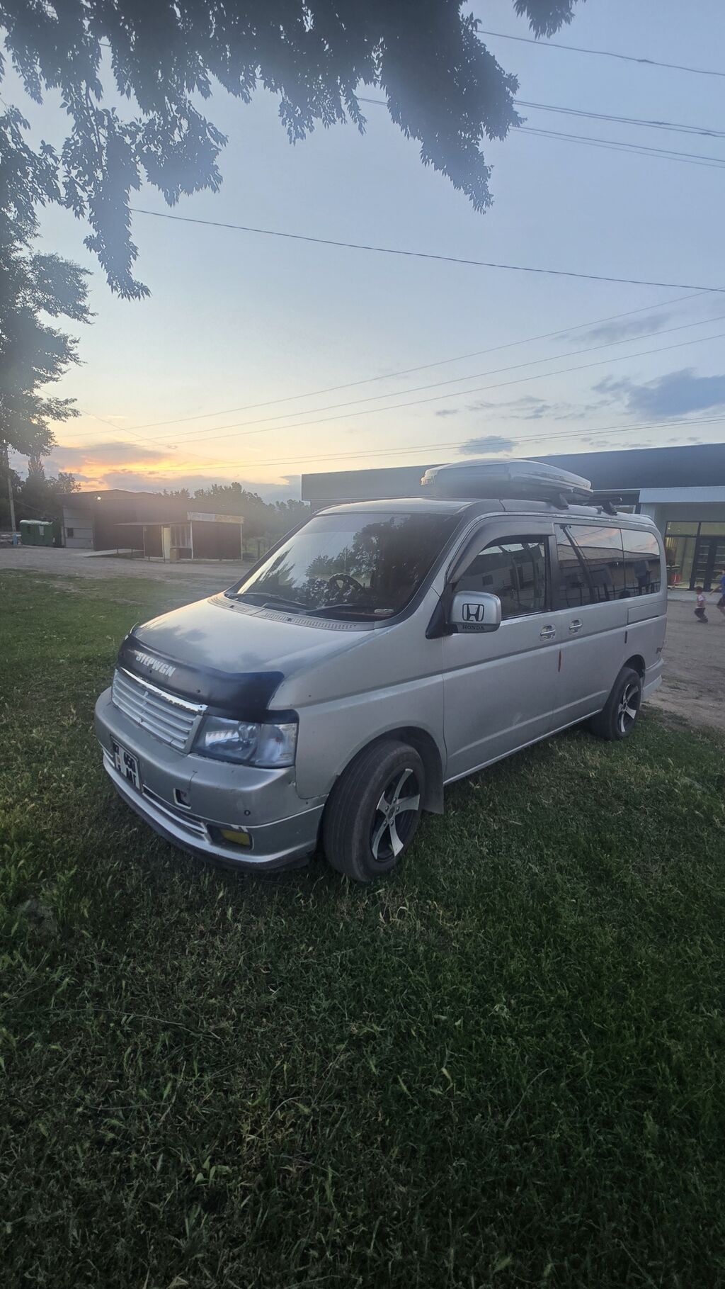 Honda Stepwgn: 2003 г., 2 л, Автомат, Бензин, Минивэн — фото 3