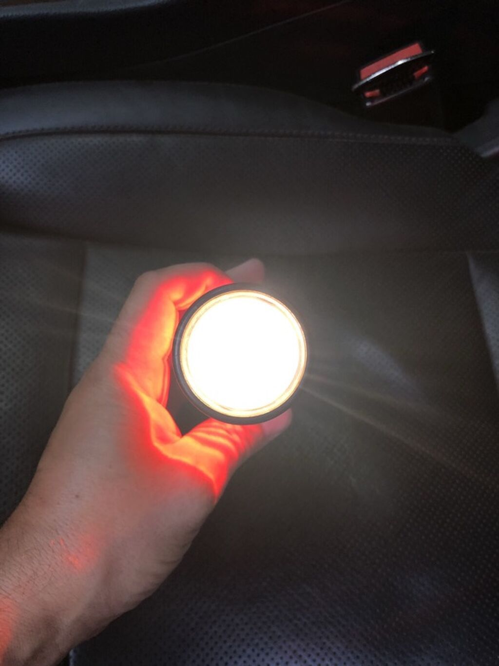 Фонарь National Xenon Magnet Light — компактный многофункциональный: фото 4