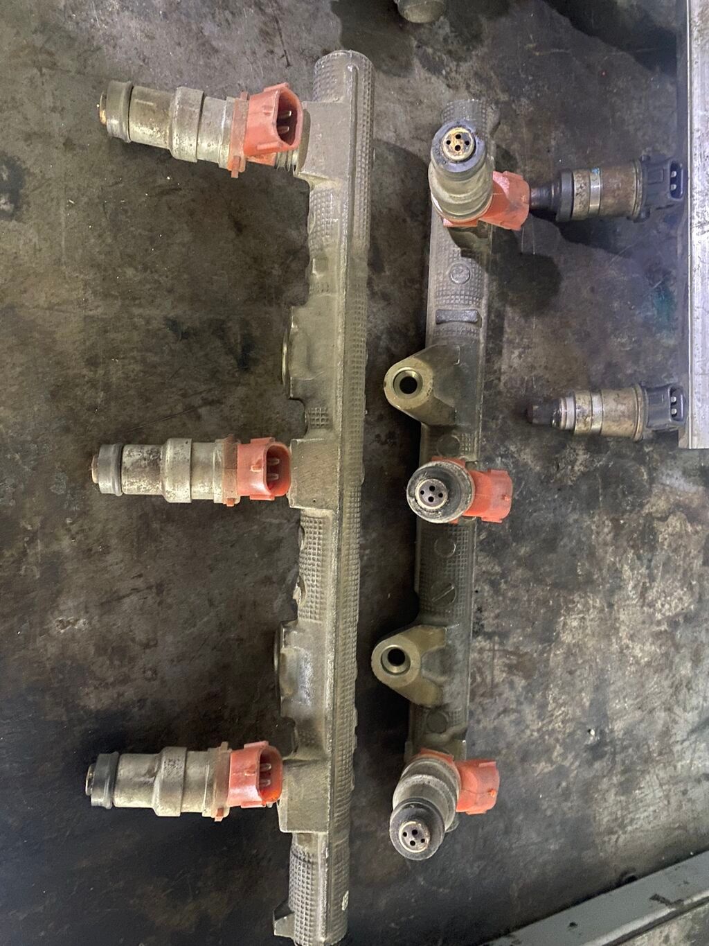 Форсунки тайота виндом 2.5 хонда степ | 4500 KGS | Другие детали для ...