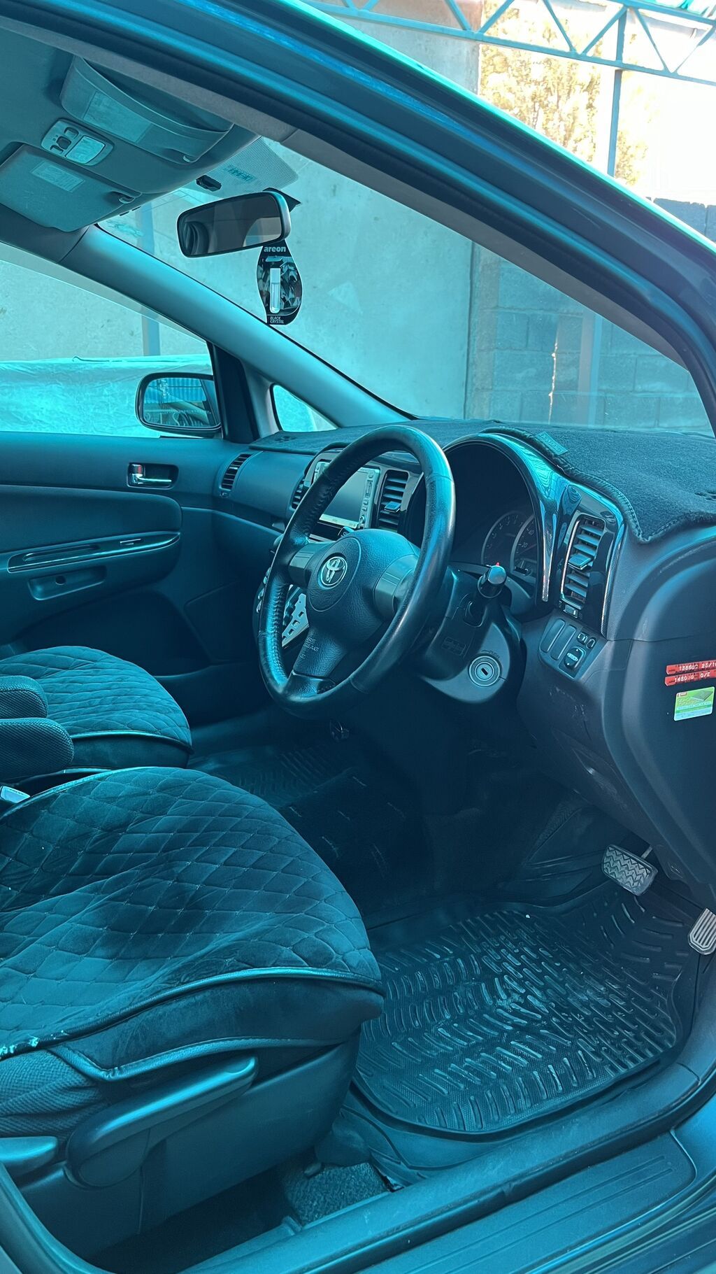 Toyota WISH: 2004 г., 1.8 л, Автомат, Бензин, Минивэн: фото 5