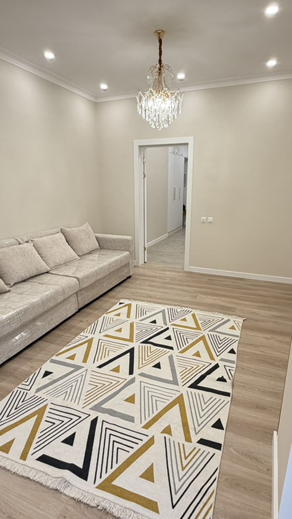2 комнаты, 75 м², Элитка, 7 этаж, Дизайнерский ремонт: фото 2