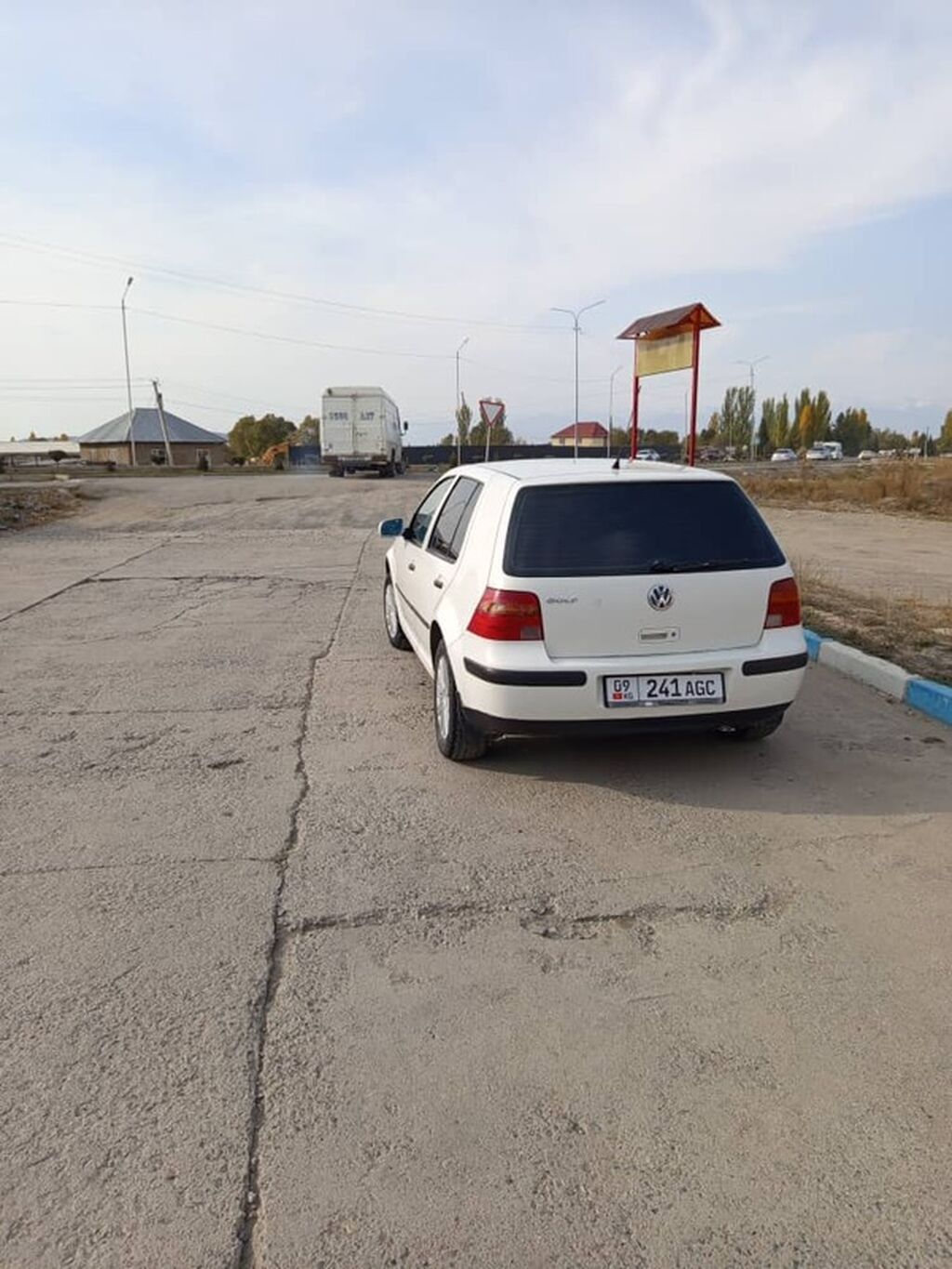 Volkswagen Golf: 2001 г., Хэтчбэк: фото 2