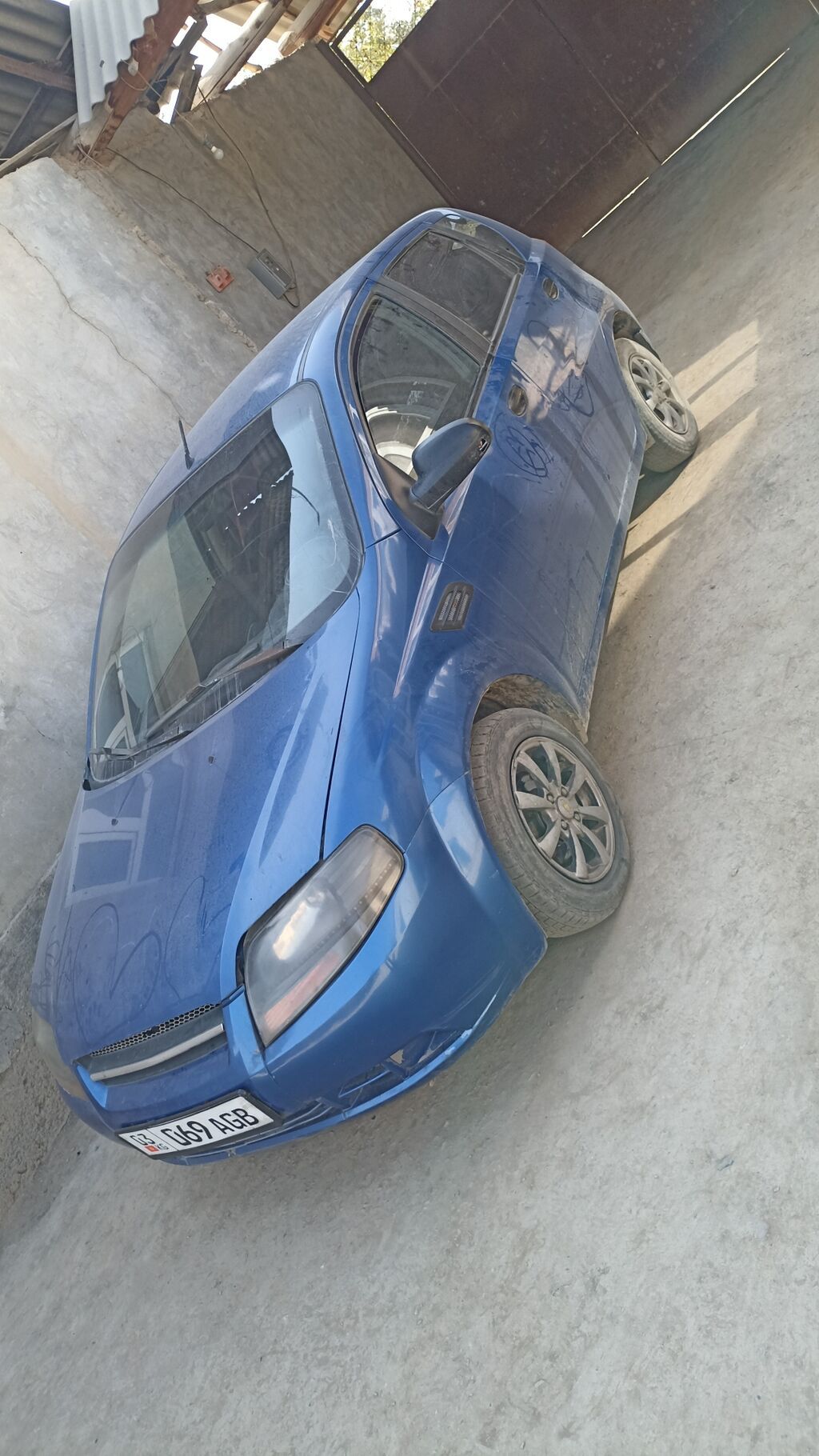Chevrolet Aveo: 2008 г., Механика, Бензин, Хэтчбэк — фото 2