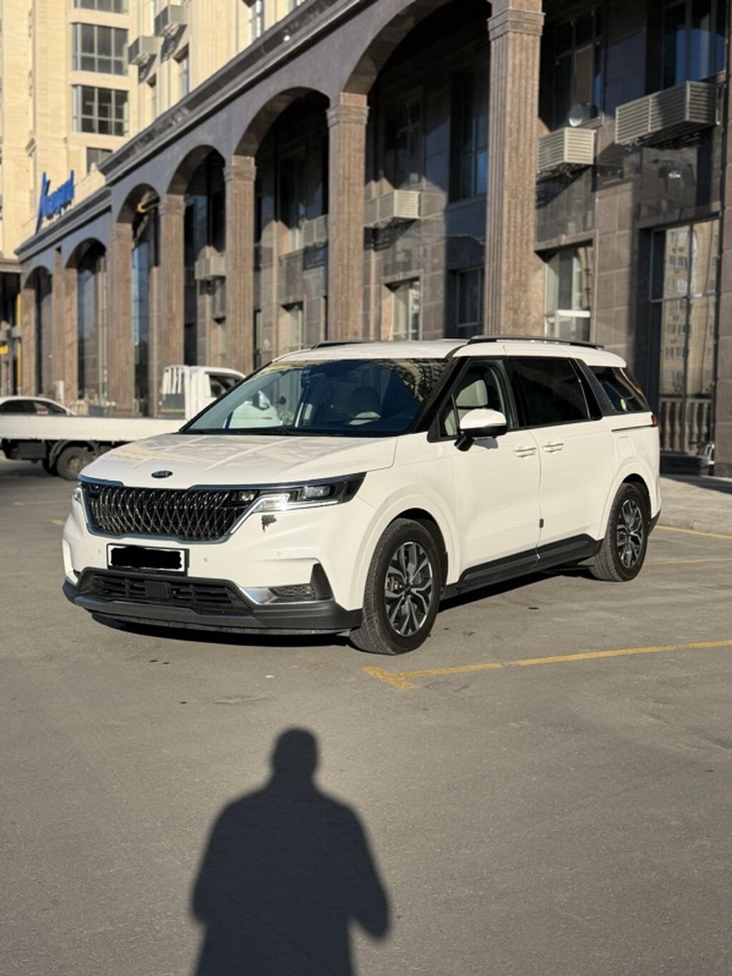 Kia Carnival: 2020 г., 2.2 л, Автомат, Дизель, Минивэн: фото 2
