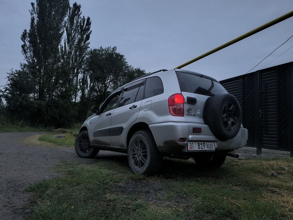 Toyota RAV4: 2003 г., 2 л, Автомат, Бензин, Кроссовер: фото 6