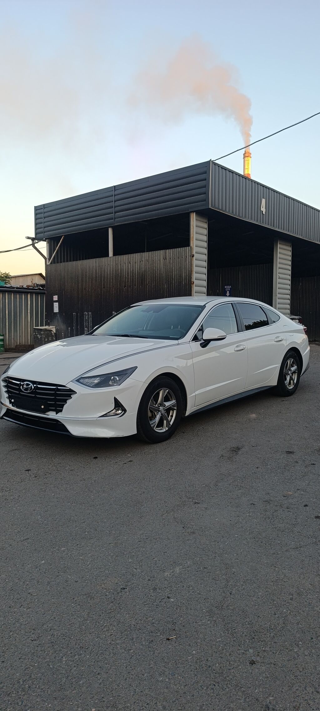 Hyundai Sonata: 2021 г., 2 л, Автомат, Газ, Седан — фото 3