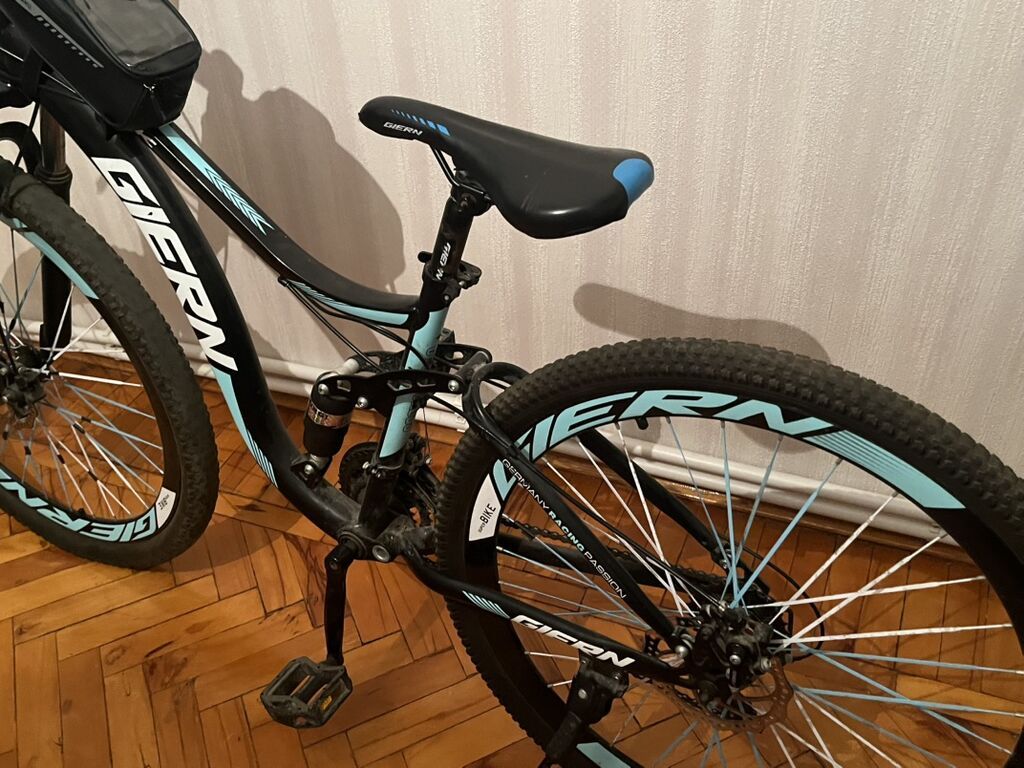 Giern dağ velosipedi – tam asqılı (full-suspension) çərçivə, ön