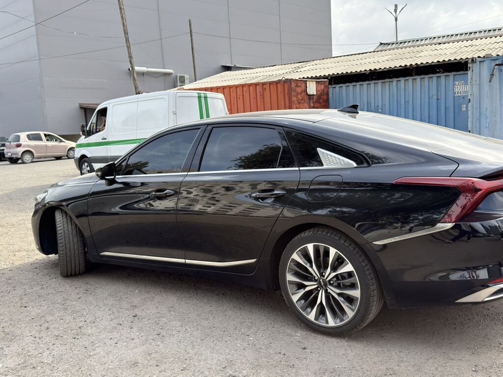 Kia K8: 2023 г., 1.6 л, Автомат, Гибрид, Седан: фото 5