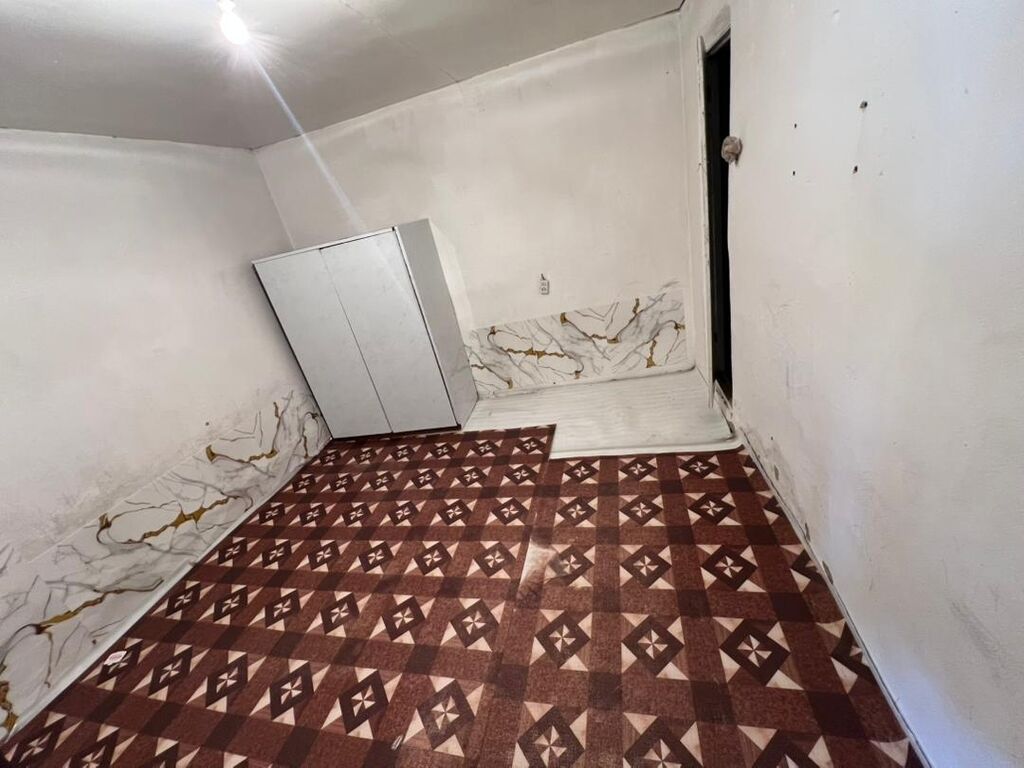 Комната с печным отоплением и отдельным входом. Описание: - Две: фото 2