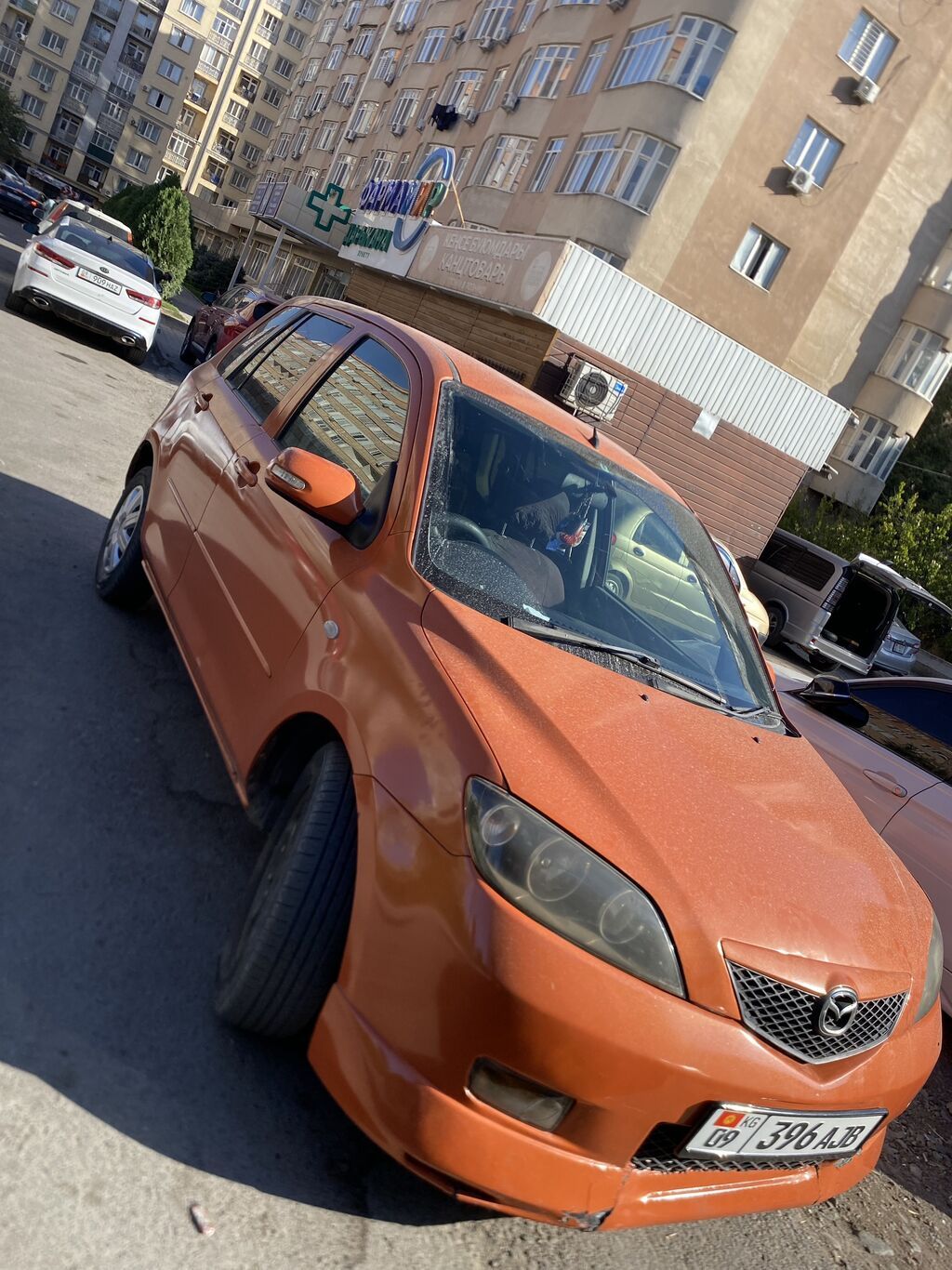 Mazda Verisa: 2002 г., 1.5 л, Автомат, Хэтчбэк: фото 8