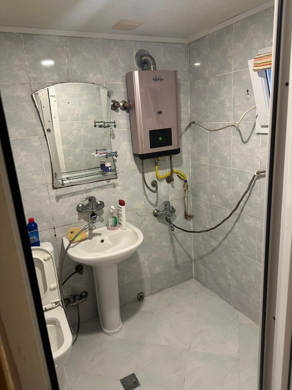 Mehdiabad, 3 otaqlı, Köhnə tikili, 65 kv. m