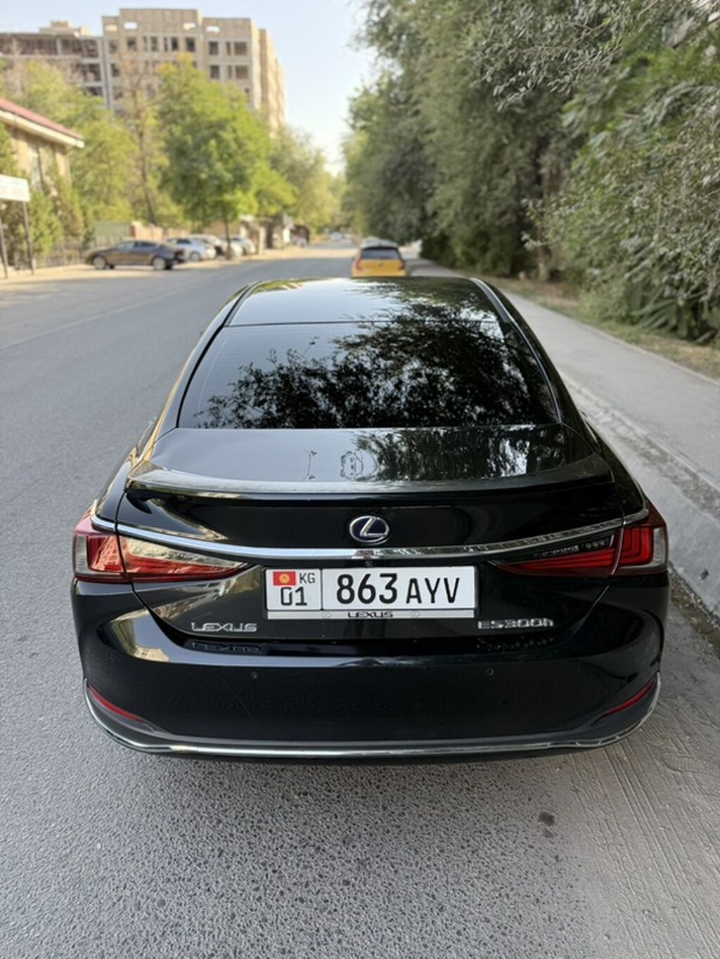 Lexus ES: 2019 г., 2.5 л, Автомат, Гибрид, Седан: фото 5