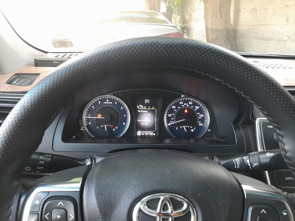 Toyota Camry: 2016 г., 2.5 л, Автомат, Бензин, Седан: фото 3