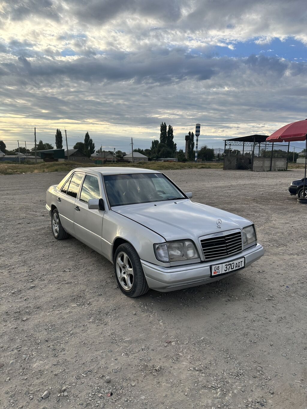 Mercedes-Benz E-Class: 1995 г., 2.8 л, Механика, Бензин, Седан: фото 4