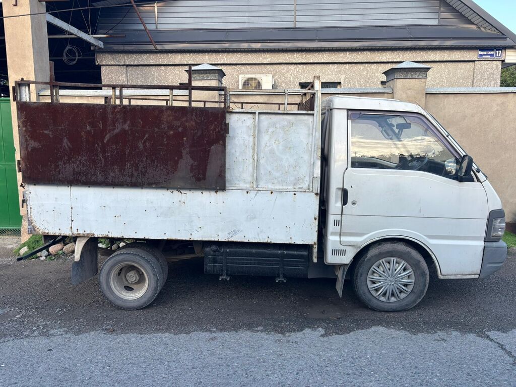 Nissan Vanette: 1997 г., 2.2 л, Автомат, Дизель: фото 3