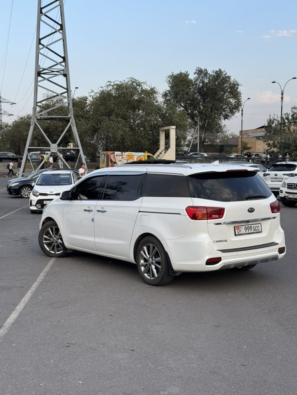 Kia Carnival: 2019 г., 2.2 л, Автомат, Дизель, Минивэн: фото 5