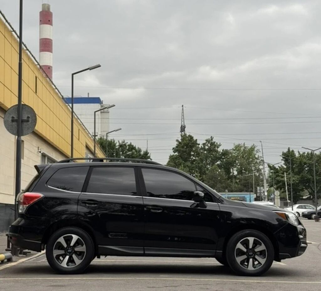 Subaru Forester: 2017 г., 2.5 л, Вариатор, Бензин, Кроссовер: фото 2
