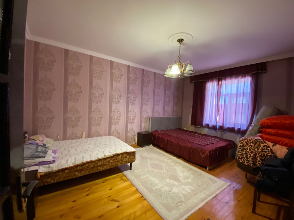 Türkan qəs. 3 otaqlı, 113 kv. m