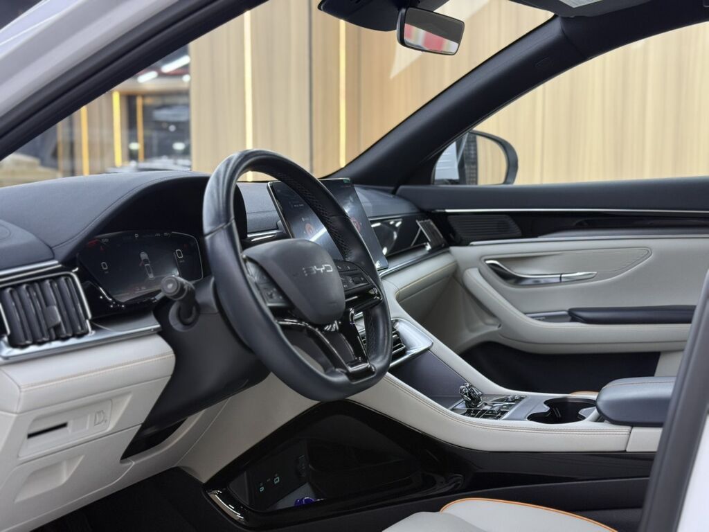 BYD Song Plus: 2024 г., 0.1 л, Автомат, Гибрид, Кроссовер: фото 5