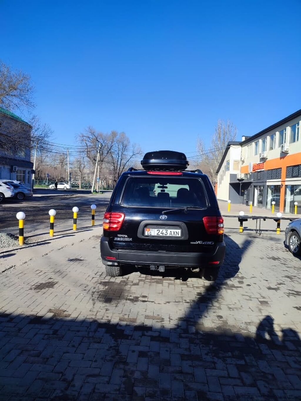 Toyota Sequoia: 2004 г., 4.7 л, Автомат, Бензин, Внедорожник: фото 4