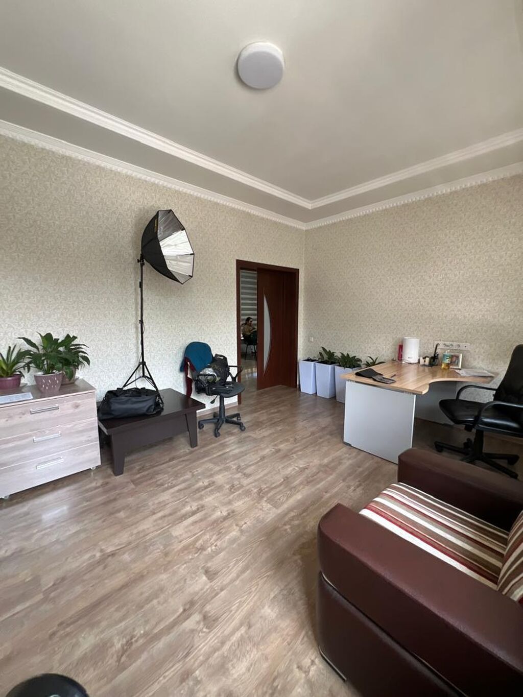 5 комнат, 147 м², 8 соток, Бишкек, Арча-Бешик ж/м Собственник: фото 7