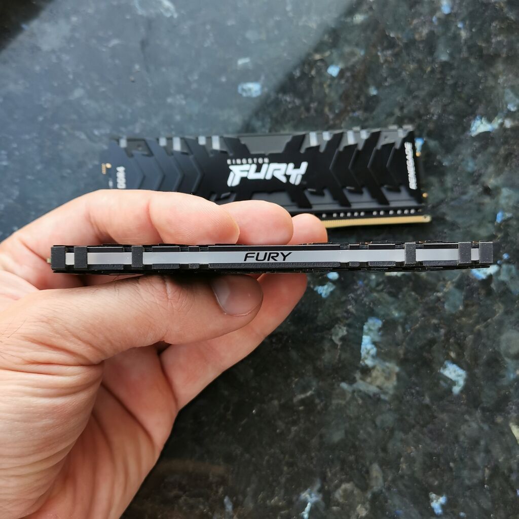 Оперативная память (RAM) для ПК, Б/у, Kingston Fury, 16 ГБ, DDR4, 3200 МГц: фото 4