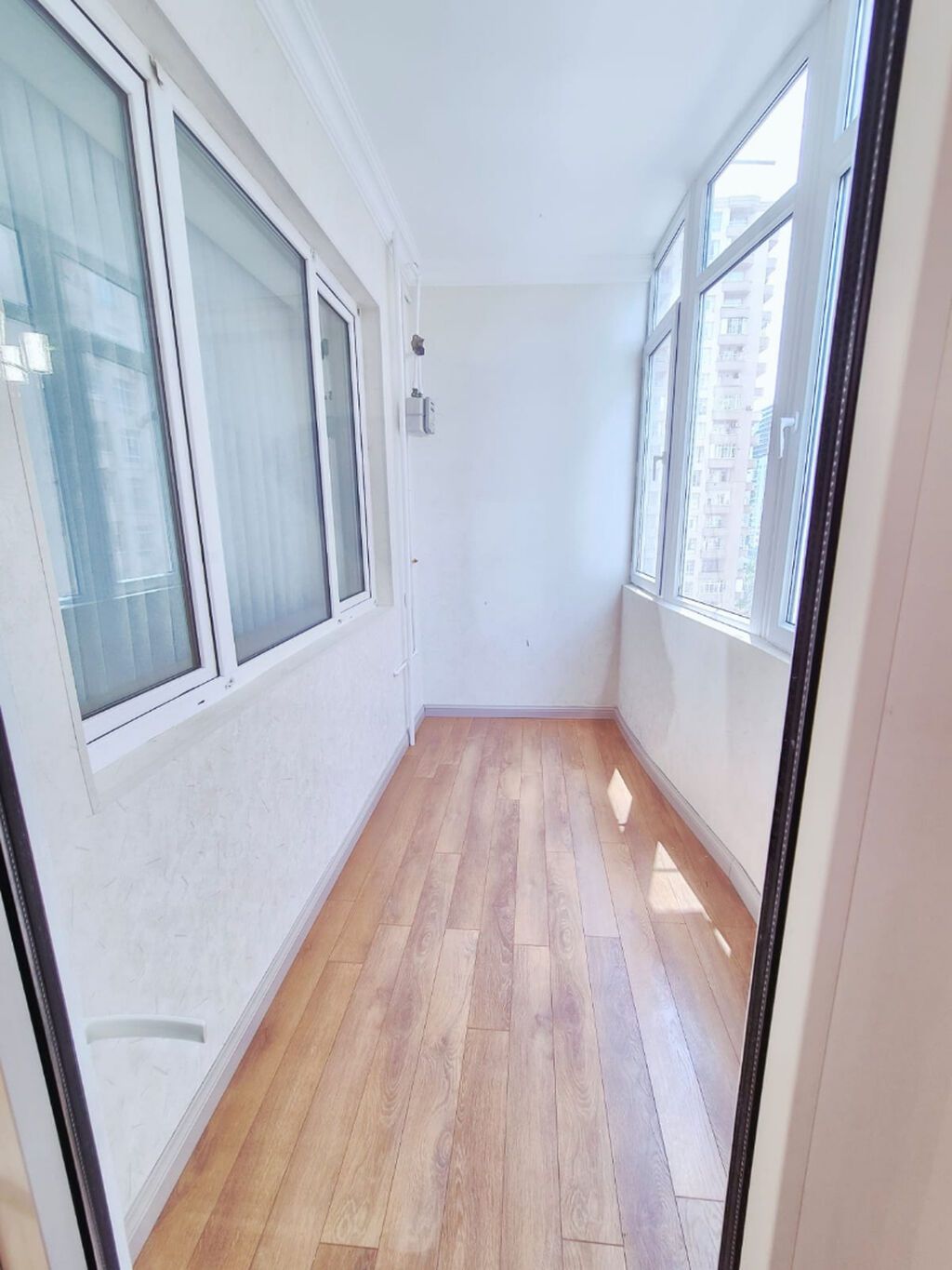 Mənzil, 2 otaqlı, 81 m², satılır, Bakı — 13