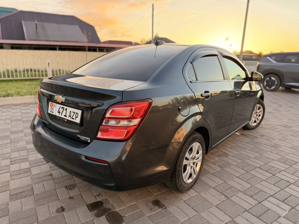 Chevrolet Соник: 2019 г., 1.6 л, Автомат, Бензин, Седан: фото 5
