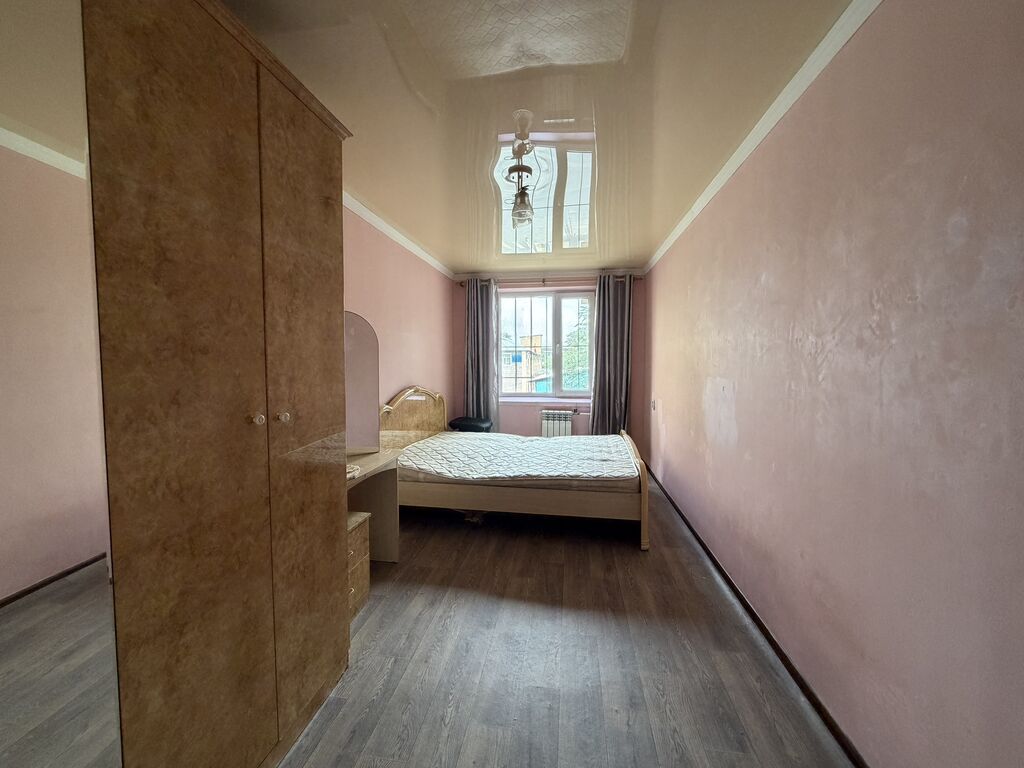 3 комнаты, 58 м², 104 серия, Юг-2 мкр 104 серия, 2 этаж: фото 8