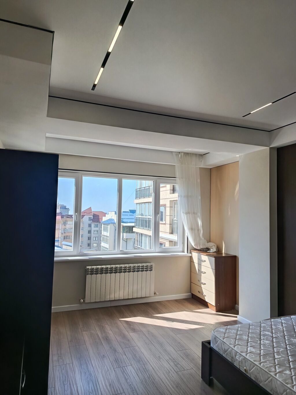 3 комнаты, 84 м², 7 мкр 10 этаж: фото 5