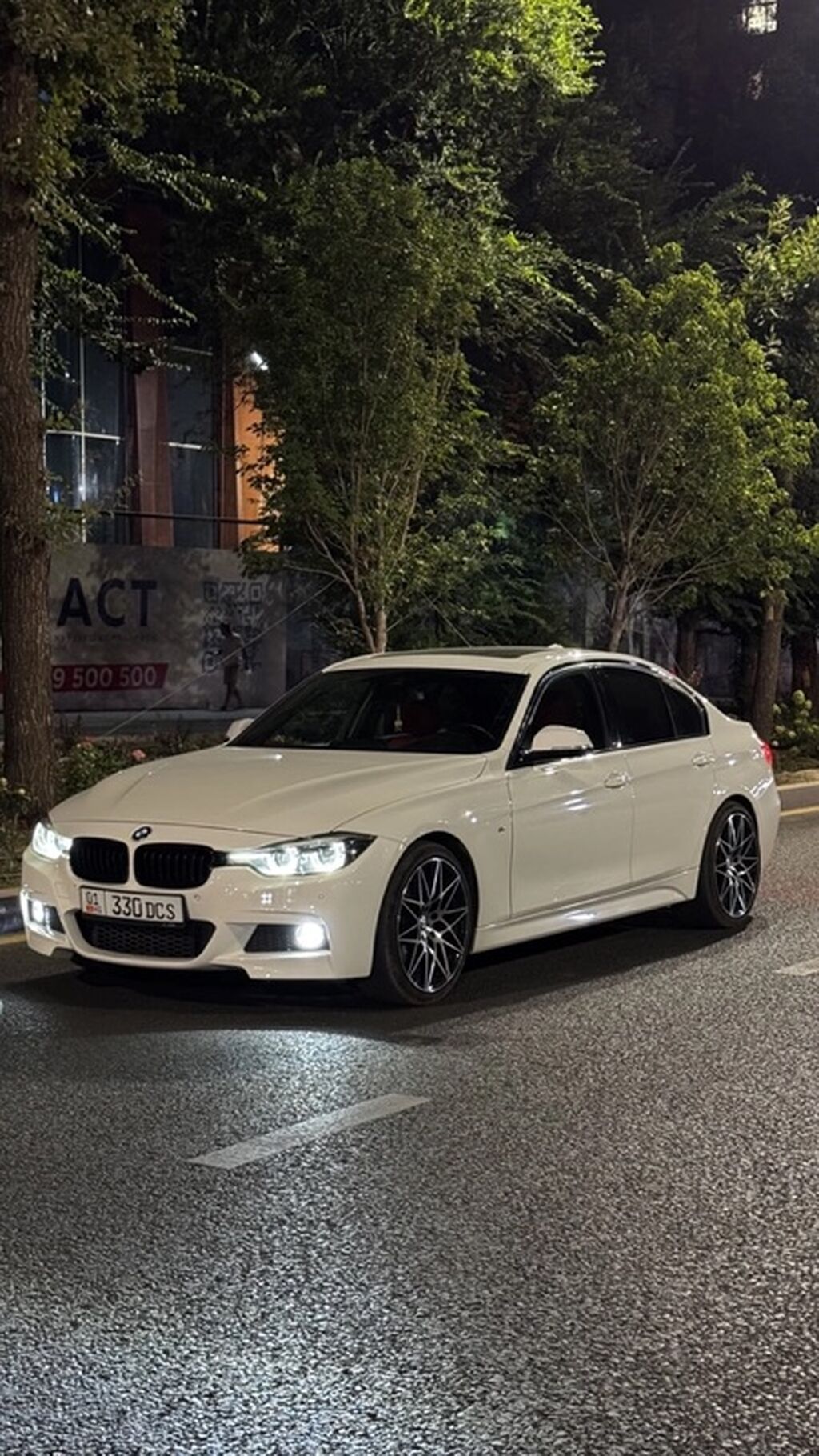 BMW 3 series: 2018 г., Седан: фото 3
