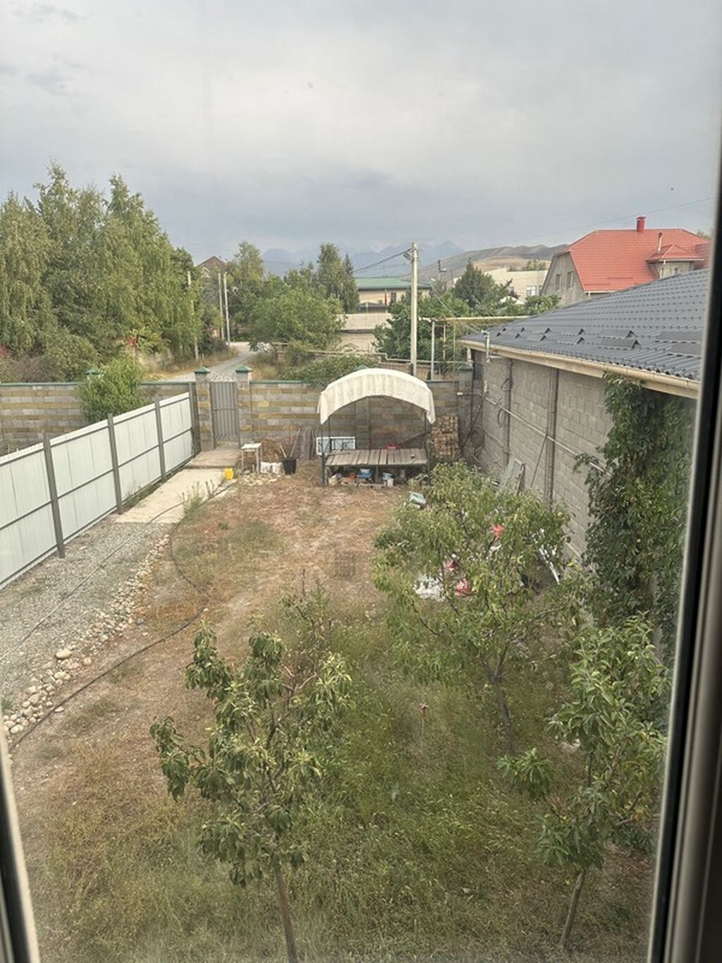 95 м², 2 комнаты, Киргизия 1, Без подселения
