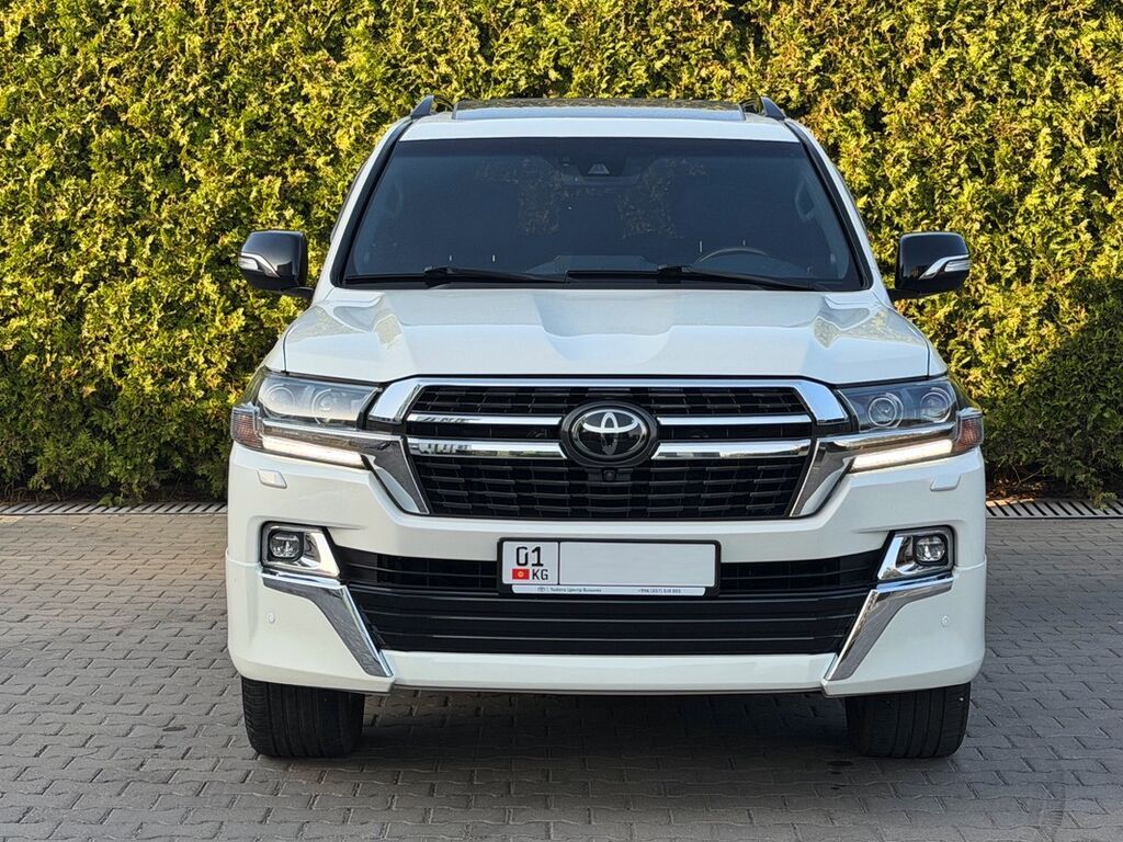 Toyota Land Cruiser: 2020 г., 4.6 л, Автомат, Бензин, Внедорожник: фото 2