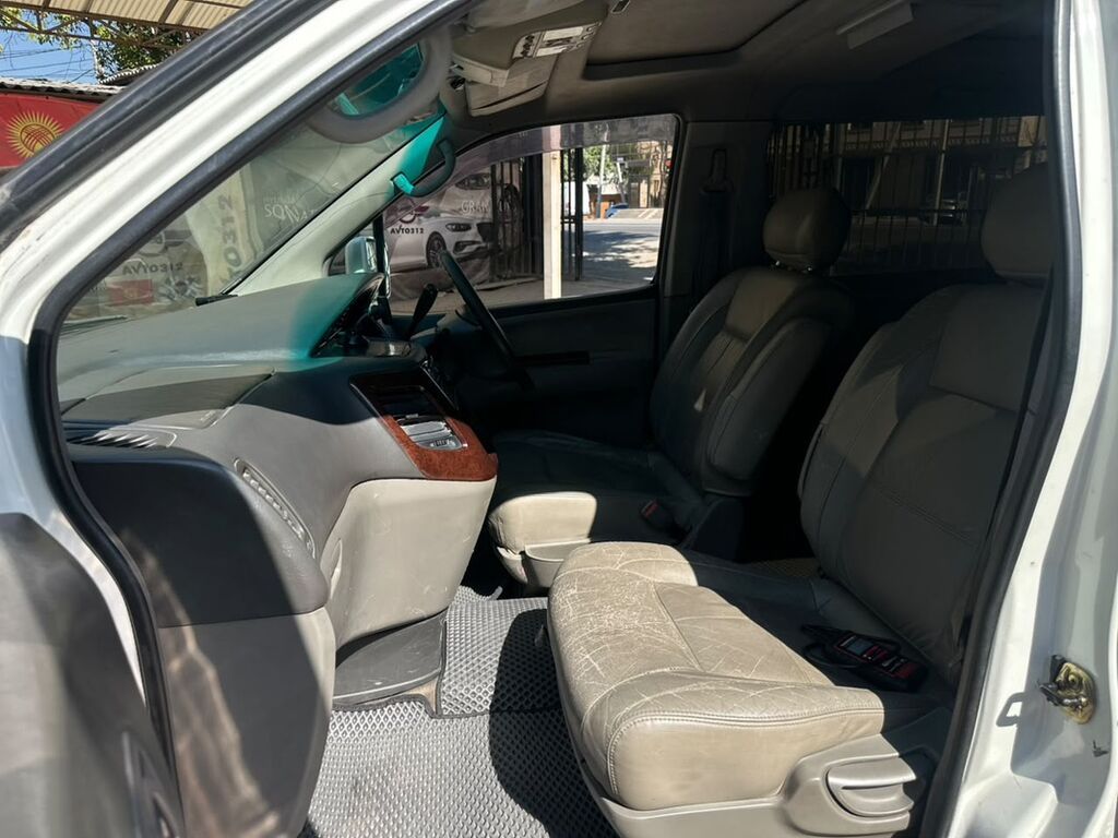 Nissan Elgrand: 2000 г., 3 л, Автомат, Дизель, Минивэн: фото 5