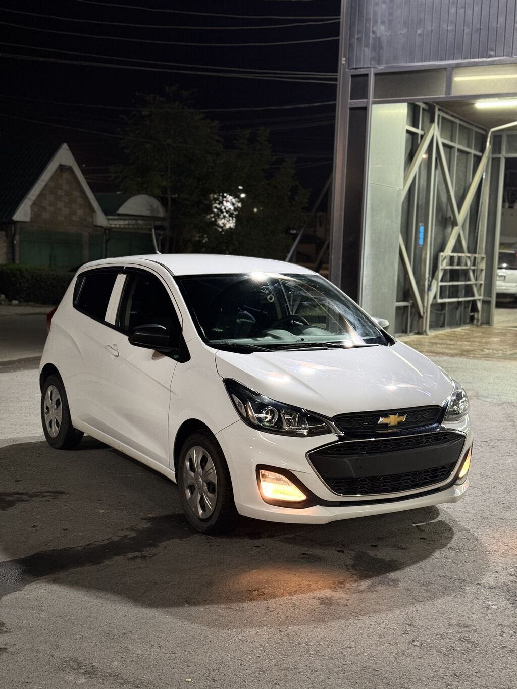 Chevrolet Spark: 2020 г., 1 л, Автомат, Бензин, Хэтчбэк: фото 2