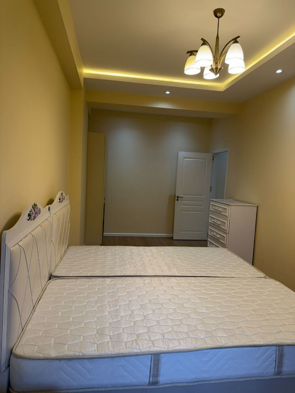 2 otaqlı, Yeni tikili, 85 kv. m