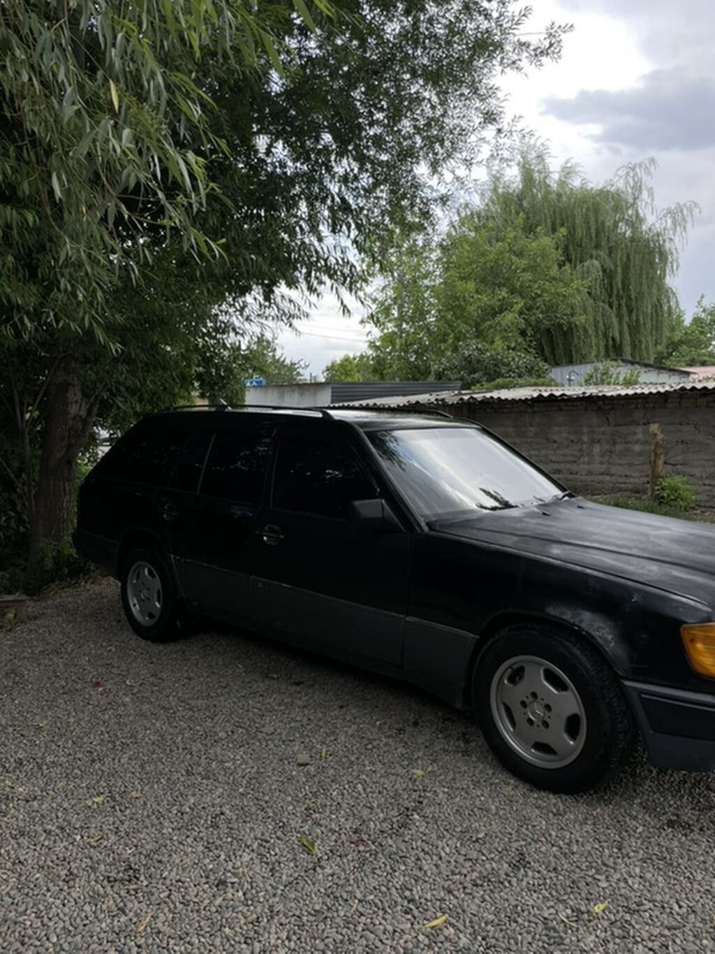 Mercedes-Benz W124: 1989 г., 2.3 л, Механика, Бензин, Универсал: фото 3