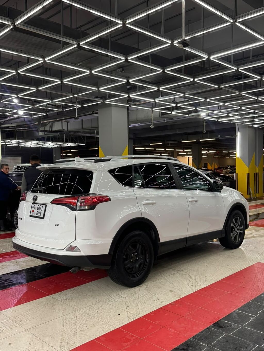 Toyota RAV4: 2015 г., 2.5 л, Автомат, Бензин, Кроссовер: фото 6