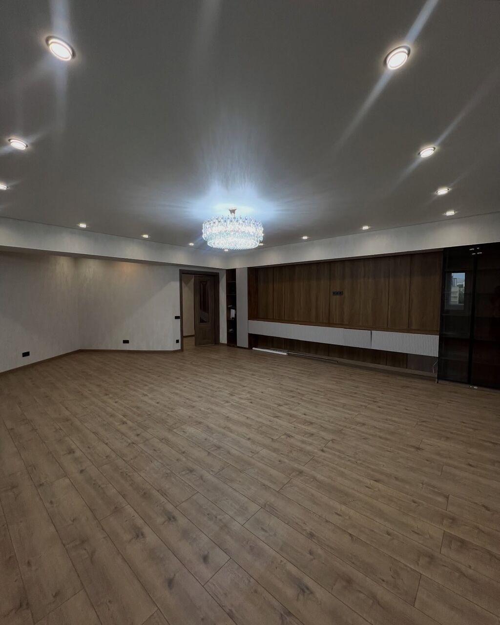 6 комнат, 246 м², Кок-Жар мкр Индивидуалка, 6 этаж, Евроремонт: фото 4