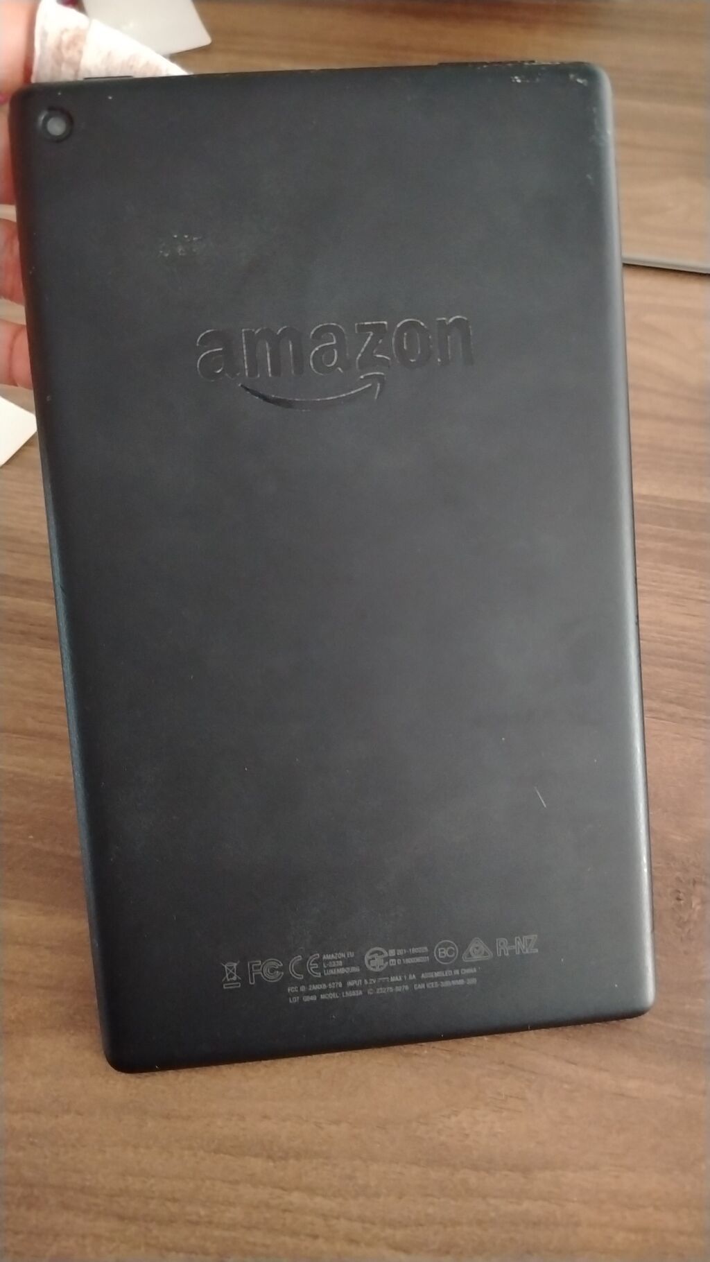 Amazon Fire planşet - Brend: Amazon (arxa hissədə loqo) - Ekran