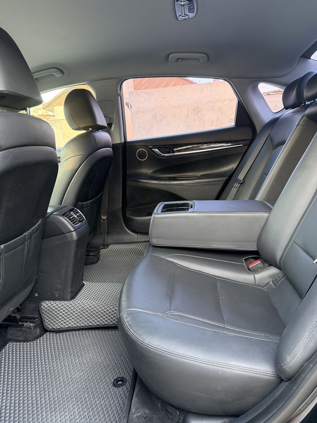 Hyundai Grandeur: 2019 г., 3 л, Автомат, Газ, Седан: фото 7