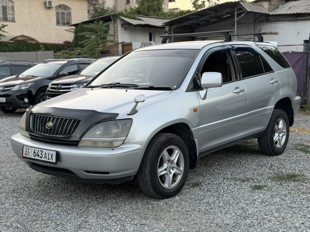 Toyota Harrier: 2000 г., 3 л, Бензин, Кроссовер: фото 3