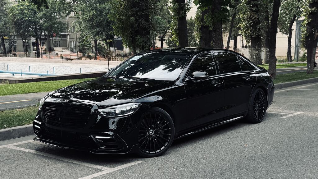 Mercedes-Benz S-Class: 2023 г., 4 л, Автомат, Бензин, Седан: фото 1