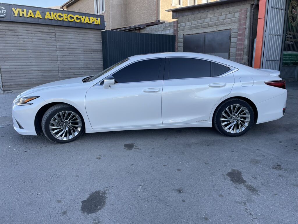 Lexus ES: 2022 г., 2.5 л, Автомат, Гибрид, Седан: фото 7