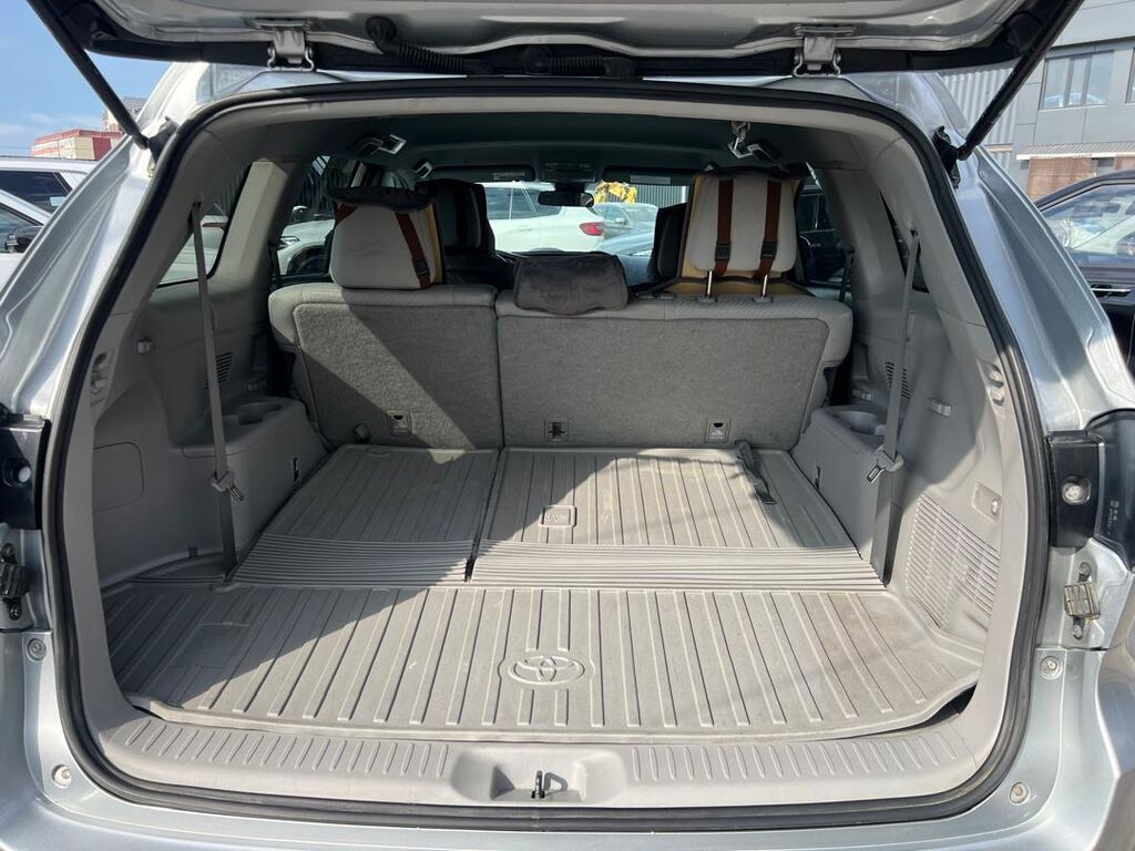 Toyota Highlander: 2019 г., 3.5 л, Автомат, Бензин, Кроссовер: фото 7