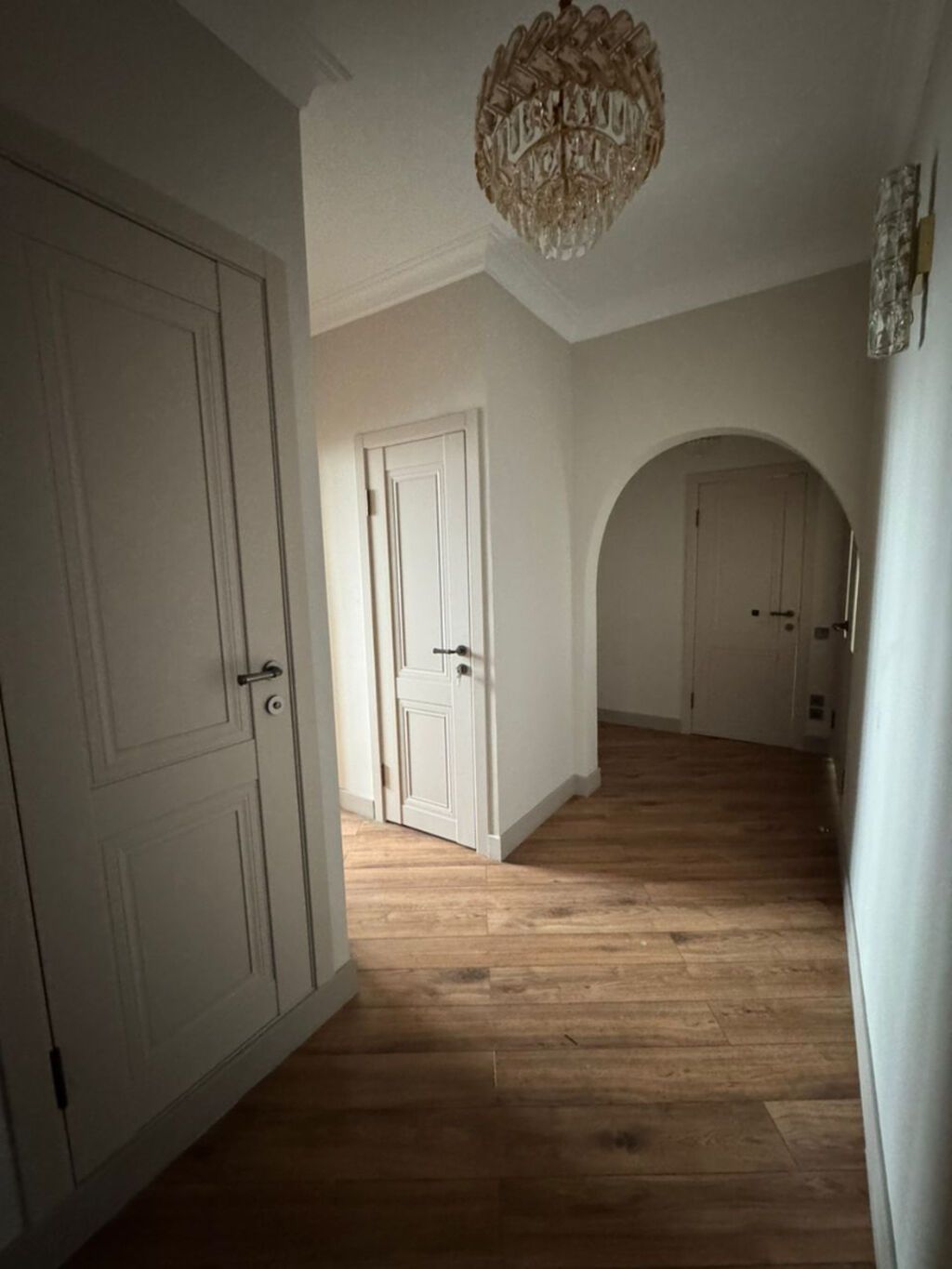 2 комнаты, 61 м², 12 мкр 106 серия, 7 этаж, Евроремонт: фото 5