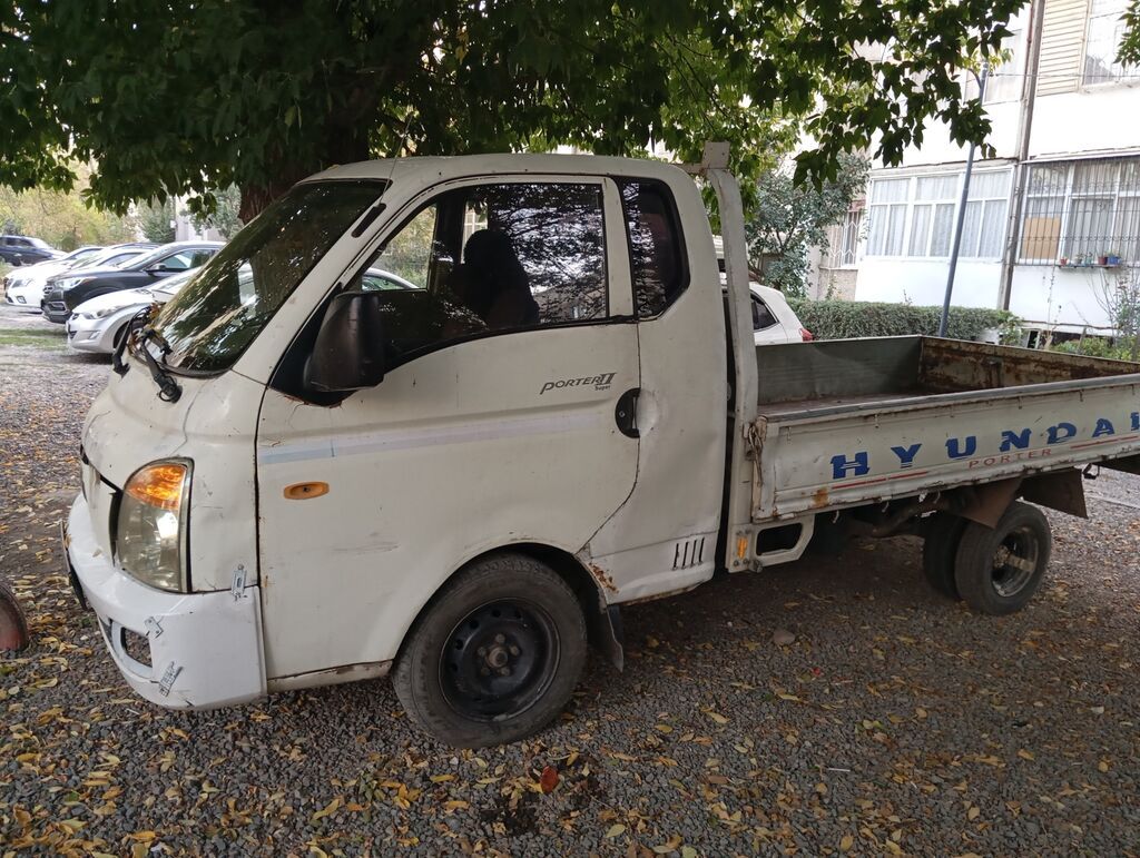 Продается Hyundai Porter II, дизель, бортовой грузовик: фото 2